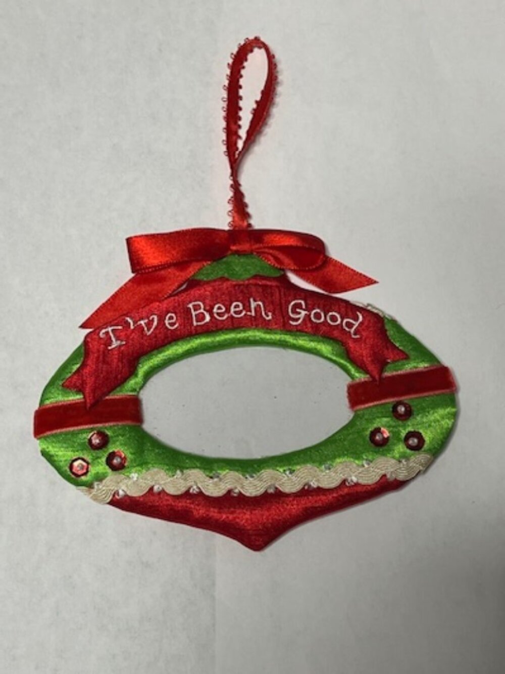 Green Red Satin Fabric "I've Been Good" Photo Frame Christmas Ornament Oval Bow